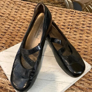Josef Seidel  Leather Wedge Sz 40